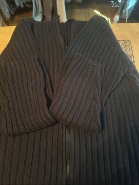 YNS Generic Black Ribbed Zip-Up Sweater